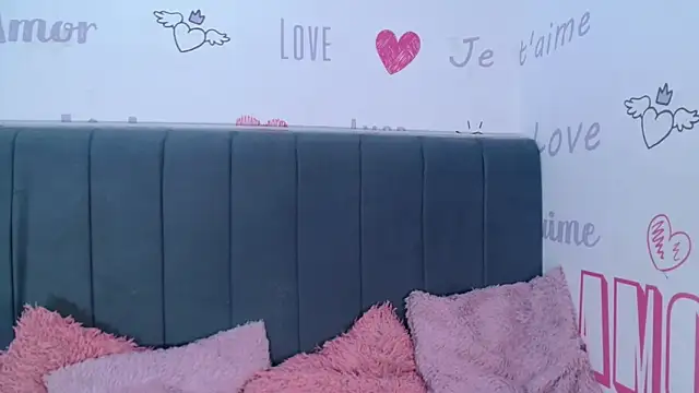 KittyBrookex online show from October 27, 2025, 7:37 pm