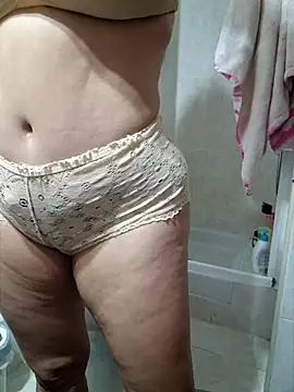 Snapshot of lamorbosa37 chatting on February 23, 2026, 1:12 pm lamorbosa37 online show from February 23, 2026, 1:12 pm