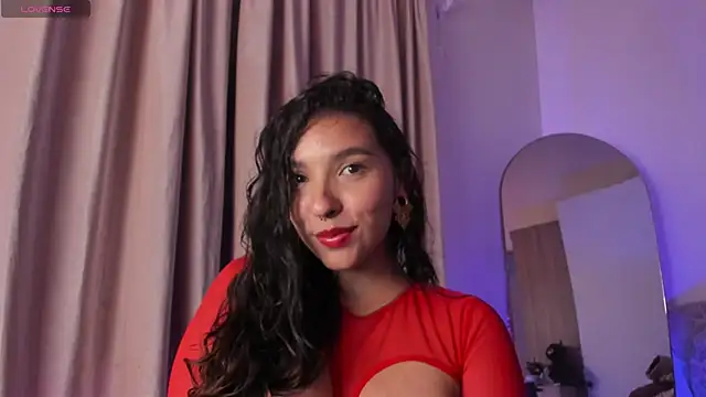 Snapshot of ThaliaRivera_ chatting on December 4, 2025, 12:42 am ThaliaRivera online show from December 4, 2025, 12:42 am