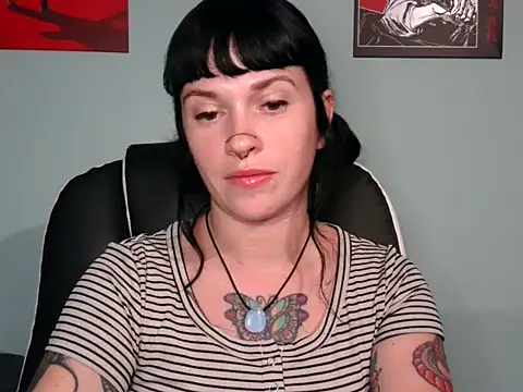 Snapshot of Marcelinegoddess chatting on October 25, 2025, 3:38 am Marcelinegoddess online show from October 25, 2025, 3:38 am