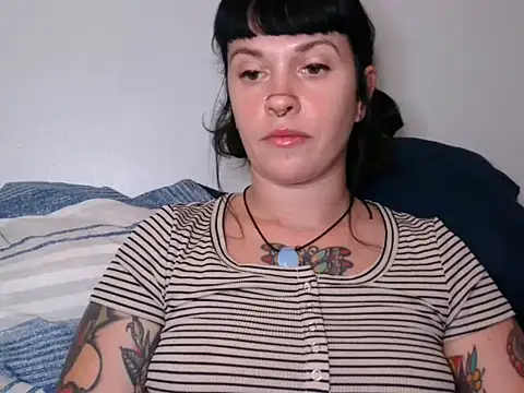 Snapshot of Marcelinegoddess chatting on October 24, 2025, 3:22 pm Marcelinegoddess online show from October 24, 2025, 3:22 pm