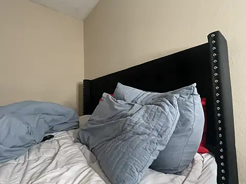 Badgirlbrittt online show from March 12, 2025, 7:36 pm