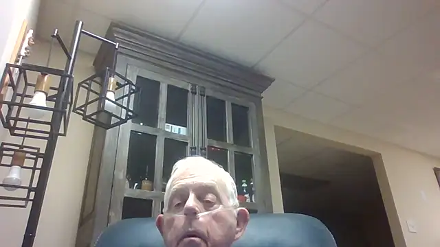 Snapshot of bootlegmanz chatting on October 25, 2025, 8:31 pm bootlegmanz online show from October 25, 2025, 8:31 pm