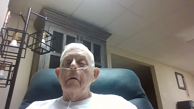 Snapshot of bootlegmanz chatting on September 22, 2025, 1:17 pm bootlegmanz online show from September 22, 2025, 1:17 pm