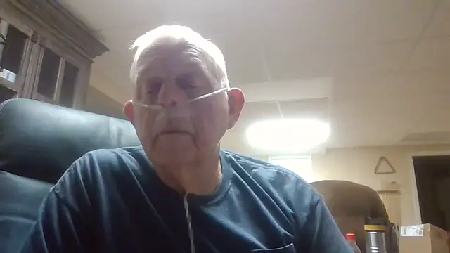 Snapshot of bootlegmanz chatting on September 20, 2025, 11:43 pm bootlegmanz online show from September 20, 2025, 11:43 pm