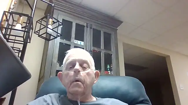 Snapshot of bootlegmanz chatting on September 30, 2025, 5:41 pm bootlegmanz online show from September 30, 2025, 5:41 pm