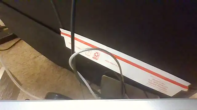 Snapshot of bootlegmanz chatting on September 19, 2025, 2:32 pm bootlegmanz online show from September 19, 2025, 2:32 pm