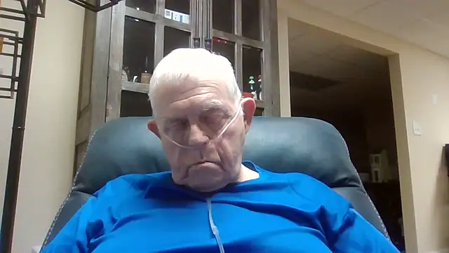 Snapshot of bootlegmanz chatting on October 10, 2025, 5:58 pm bootlegmanz online show from October 10, 2025, 5:58 pm