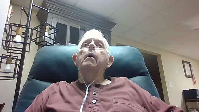 Snapshot of bootlegmanz chatting on November 3, 2025, 3:59 pm bootlegmanz online show from November 3, 2025, 3:59 pm