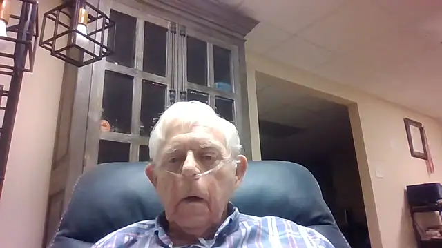 Snapshot of bootlegmanz chatting on June 26, 2026, 1:33 am bootlegmanz online show from June 26, 2026, 1:33 am