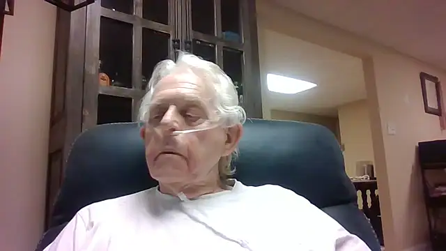 Snapshot of bootlegmanz chatting on April 29, 2026, 6:58 pm bootlegmanz online show from April 29, 2026, 6:58 pm