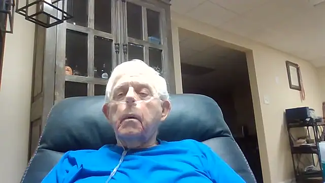 Snapshot of bootlegmanz chatting on July 9, 2026, 7:57 pm bootlegmanz online show from July 9, 2026, 7:57 pm