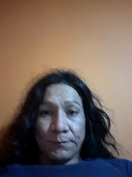 Snapshot of miicheele32 chatting on November 12, 2025, 9:24 am miicheele32 online show from November 12, 2025, 9:24 am