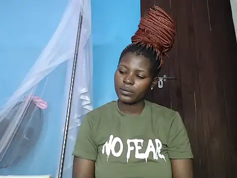 Snapshot of TrishaKalid chatting on December 15, 2025, 7:31 pm TrishaKalid online show from December 15, 2025, 7:31 pm