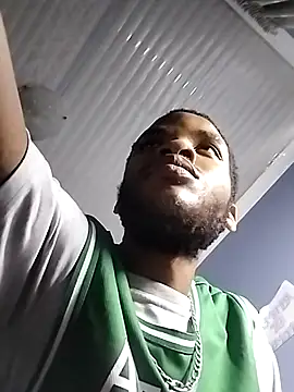 Snapshot of Dickey_sa chatting on December 17, 2025, 7:19 pm Dickey sa online show from December 17, 2025, 7:19 pm