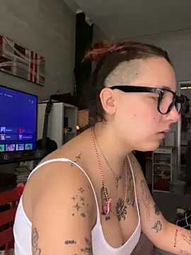 Snapshot of Hawitxui chatting on February 6, 2026, 9:16 am Hawitxui online show from February 6, 2026, 9:16 am