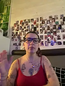 Snapshot of Hawitxui chatting on February 16, 2026, 8:46 am Hawitxui online show from February 16, 2026, 8:46 am