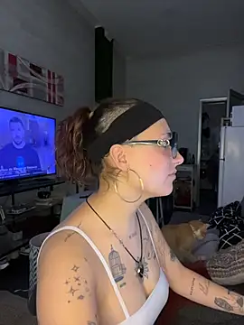 Snapshot of Hawitxui chatting on November 20, 2025, 9:54 am Hawitxui online show from November 20, 2025, 9:54 am