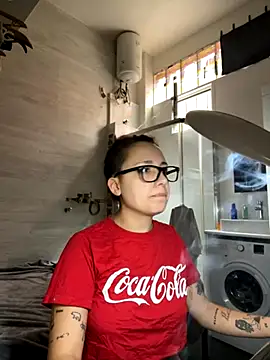 Snapshot of Hawitxui chatting on October 9, 2025, 9:43 am Hawitxui online show from October 9, 2025, 9:43 am