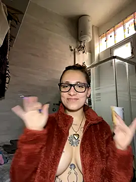 Snapshot of Hawitxui chatting on October 3, 2025, 9:33 am Hawitxui online show from October 3, 2025, 9:33 am