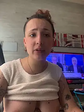 Snapshot of Hawitxui chatting on February 22, 2026, 8:39 am Hawitxui online show from February 22, 2026, 8:39 am