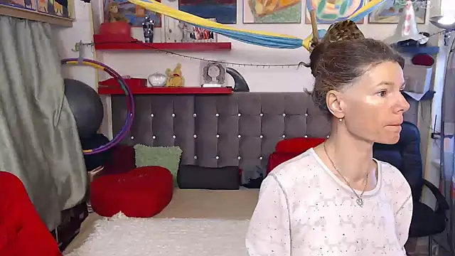 Snapshot of kellyterapy chatting on October 12, 2025, 12:50 pm kellyterapy online show from October 12, 2025, 12:50 pm