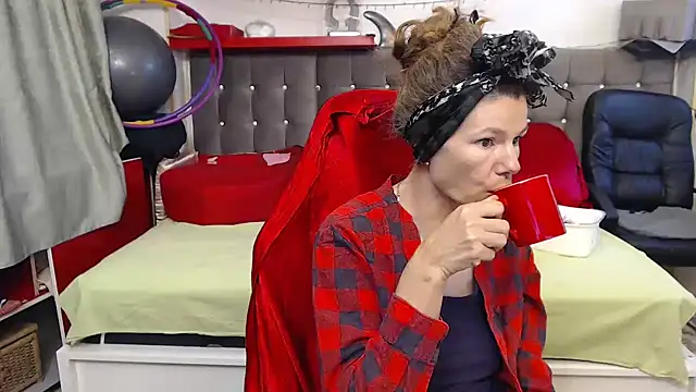 Snapshot of kellyterapy chatting on October 27, 2025, 10:38 am kellyterapy online show from October 27, 2025, 10:38 am