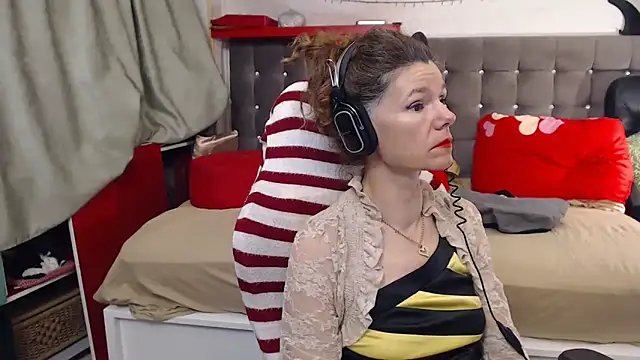 Snapshot of kellyterapy chatting on November 9, 2025, 10:25 pm kellyterapy online show from November 9, 2025, 10:25 pm