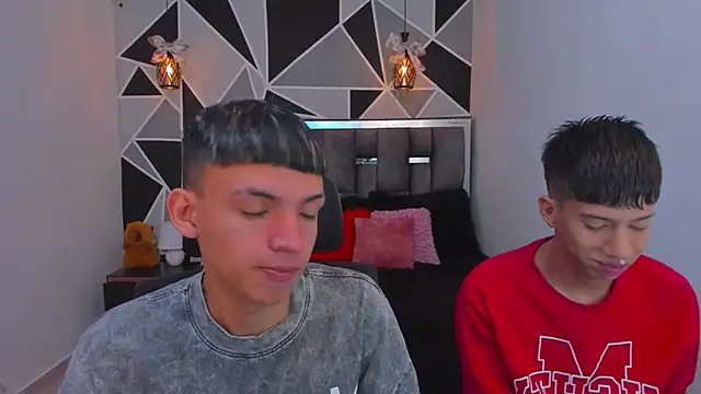 Snapshot of Juan_Nd_Steven chatting on February 8, 2026, 11:08 am Juan Nd Steven online show from February 8, 2026, 11:08 am