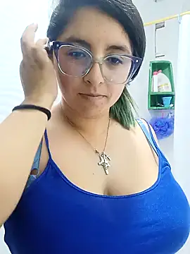 Snapshot of _Angelinaandrade_ chatting on November 11, 2025, 1:22 am Angelinaandrade online show from November 11, 2025, 1:22 am