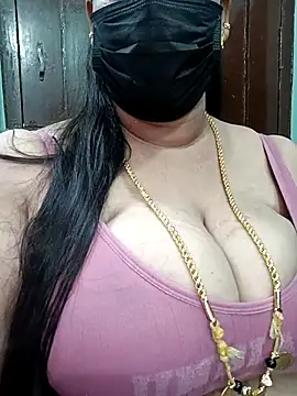 Snapshot of ashikaa_r chatting on March 23, 2025, 7:42 am ashikaa r online show from March 23, 2025, 7:42 am