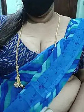 Snapshot of ashikaa_r chatting on May 29, 2026, 6:03 pm ashikaa r online show from May 29, 2026, 6:03 pm