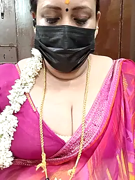 Snapshot of ashikaa_r chatting on February 19, 2025, 5:27 pm ashikaa r online show from February 19, 2025, 5:27 pm