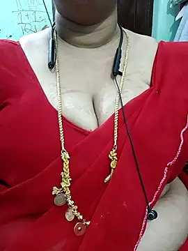 Snapshot of ashikaa_r chatting on May 7, 2026, 6:00 pm ashikaa r online show from May 7, 2026, 6:00 pm