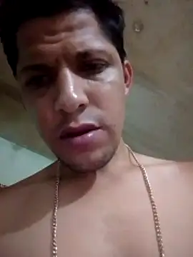 Snapshot of Alonsomadeira chatting on May 29, 2026, 11:27 am Alonsomadeira online show from May 29, 2026, 11:27 am