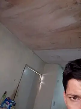 Snapshot of Alonsomadeira chatting on July 15, 2026, 2:24 pm Alonsomadeira online show from July 15, 2026, 2:24 pm