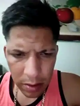 Snapshot of Alonsomadeira chatting on April 6, 2026, 10:27 am Alonsomadeira online show from April 6, 2026, 10:27 am