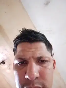 Alonsomadeira online show from March 9, 2026, 12:25 am