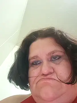 Snapshot of mcv131985 chatting on March 13, 2025, 9:21 am mcv131985 online show from March 13, 2025, 9:21 am