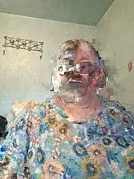 Snapshot of mcv131985 chatting on March 7, 2025, 10:43 pm mcv131985 online show from March 7, 2025, 10:43 pm