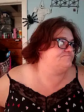 Snapshot of mcv131985 chatting on September 28, 2025, 7:10 pm mcv131985 online show from September 28, 2025, 7:10 pm