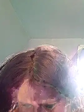 Snapshot of mcv131985 chatting on March 8, 2025, 7:09 pm mcv131985 online show from March 8, 2025, 7:09 pm