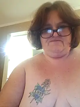 Snapshot of mcv131985 chatting on October 2, 2025, 8:07 am mcv131985 online show from October 2, 2025, 8:07 am