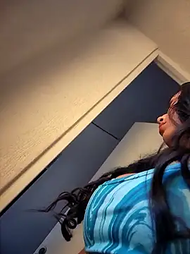 luisa16xxx online show from January 17, 2026, 7:39 pm