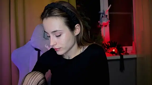 Snapshot of aviva_faith chatting on December 8, 2024, 10:14 pm aviva faith online show from December 8, 2024, 10:14 pm