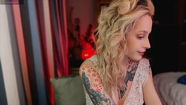 aviva faith online show from December 22, 2025, 9:04 pm