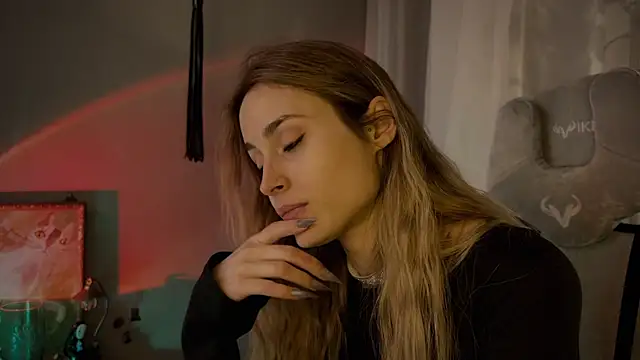 Snapshot of aviva_faith chatting on January 26, 2025, 12:58 am aviva faith online show from January 26, 2025, 12:58 am