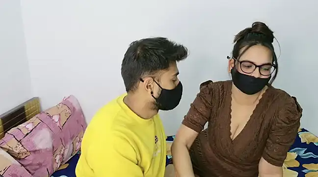 Snapshot of RupaliDixit chatting on January 3, 2025, 6:03 pm RupaliDixit online show from January 3, 2025, 6:03 pm