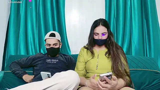 Snapshot of RupaliDixit chatting on October 16, 2025, 7:22 pm RupaliDixit online show from October 16, 2025, 7:22 pm