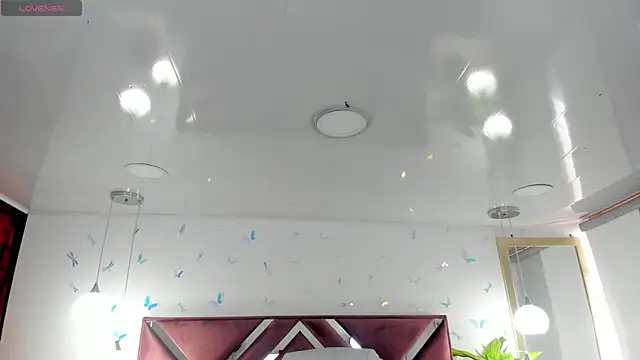 Snapshot of _Antonnela_ chatting on January 16, 2026, 2:21 pm Antonnela online show from January 16, 2026, 2:21 pm